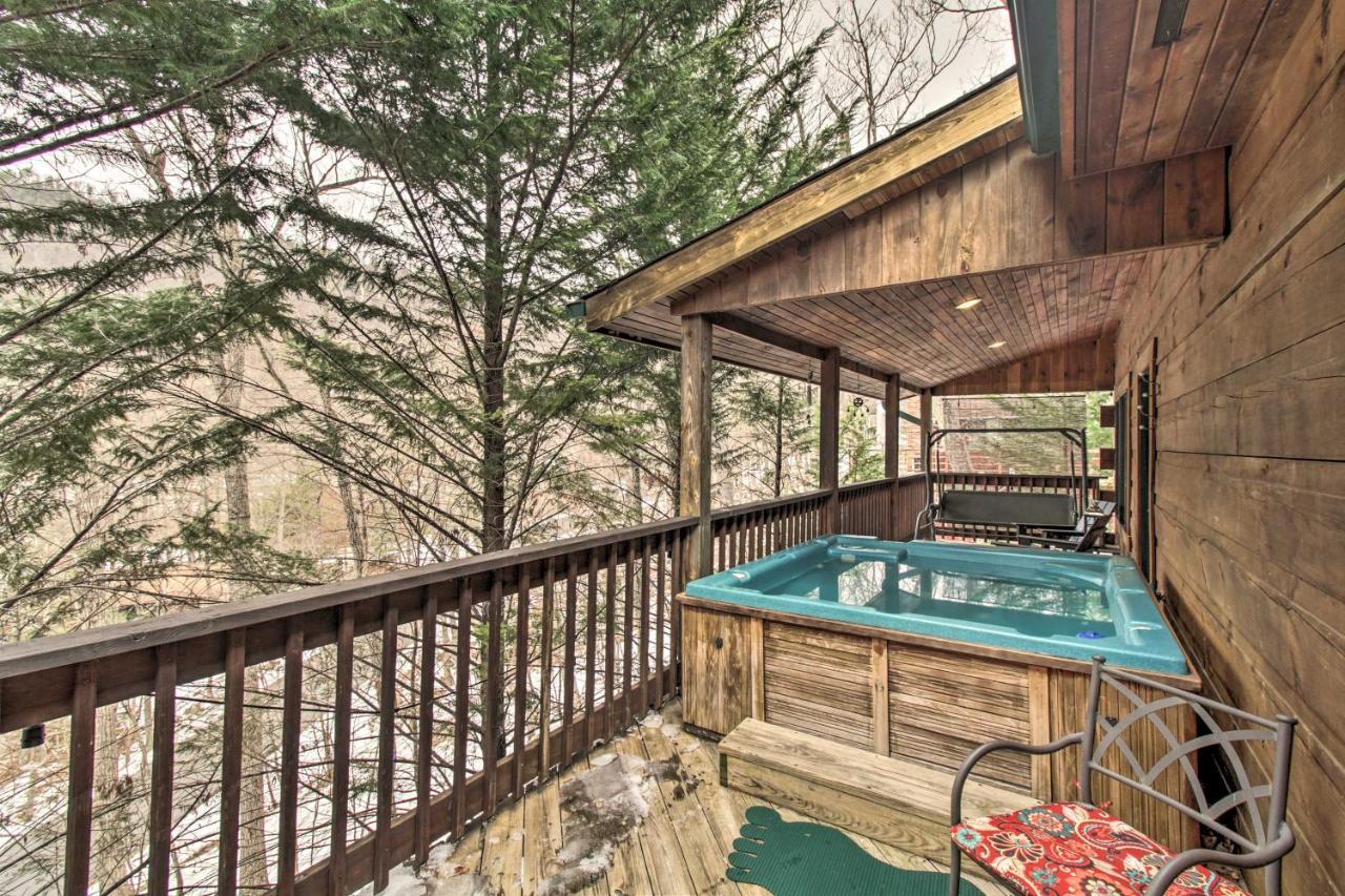 Idyllic Massanutten Resort Home With Hot Tub! McGaheysville Exterior photo