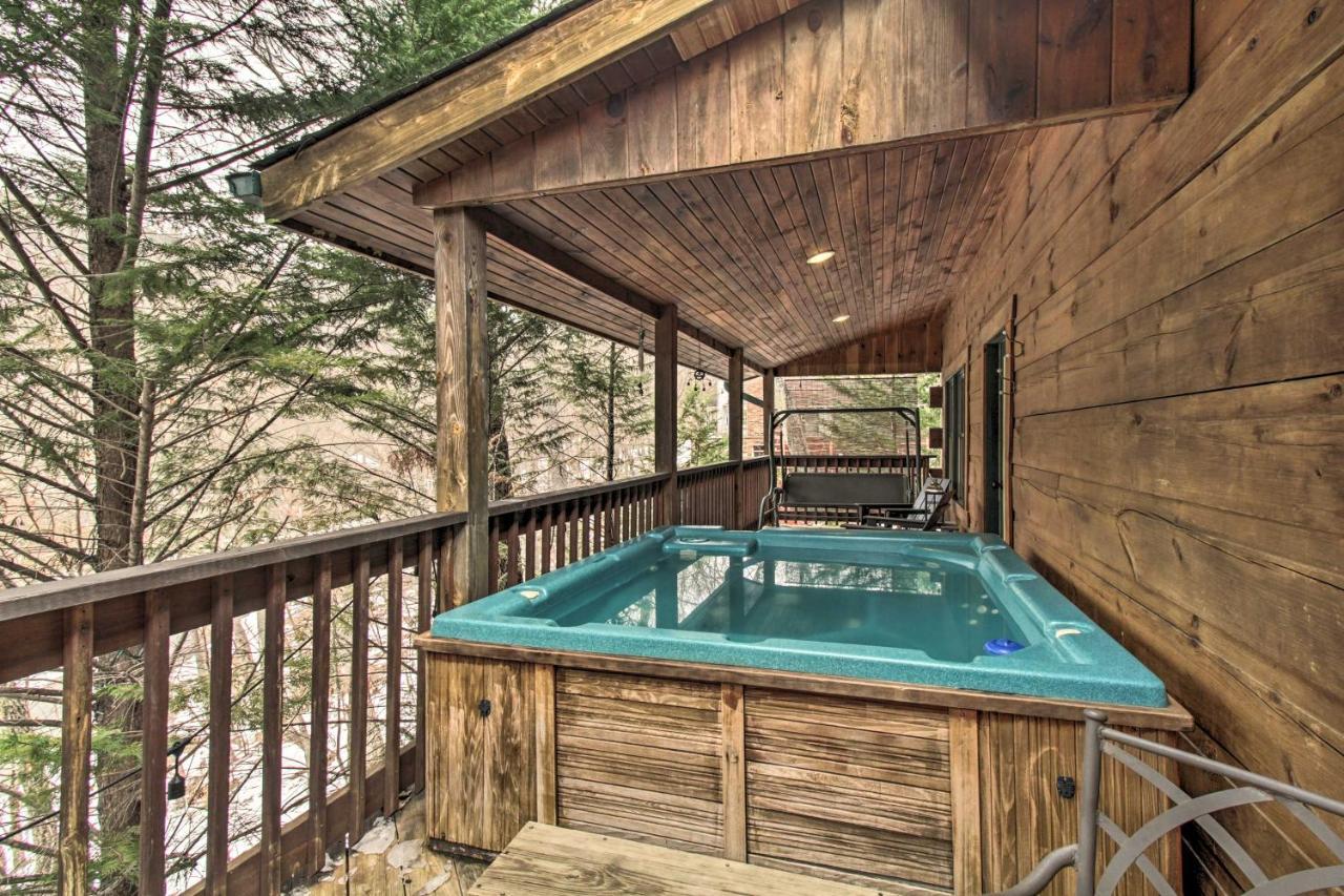 Idyllic Massanutten Resort Home With Hot Tub! McGaheysville Exterior photo